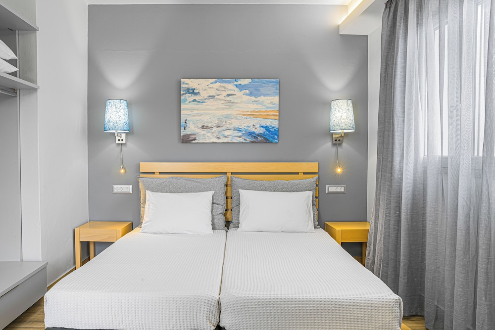 Sergiani Garden — Hotel rooms in Stalida