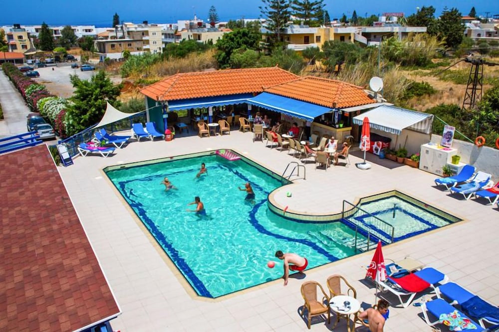 Sergiani Garden — Swimming pool in Stalida