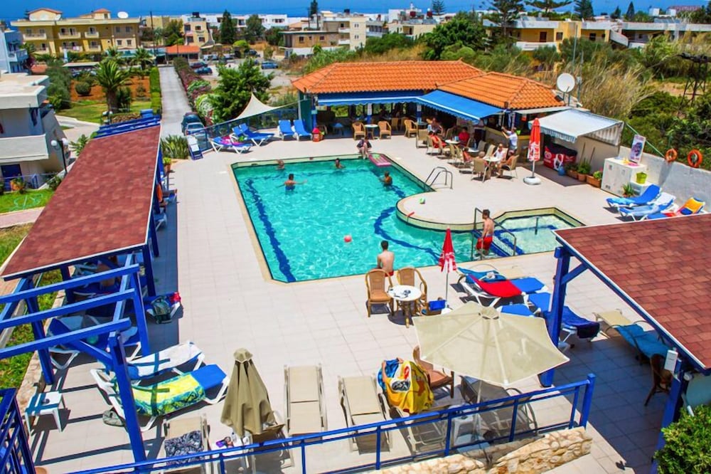 Sergiani Garden — Swimming pool in Stalida