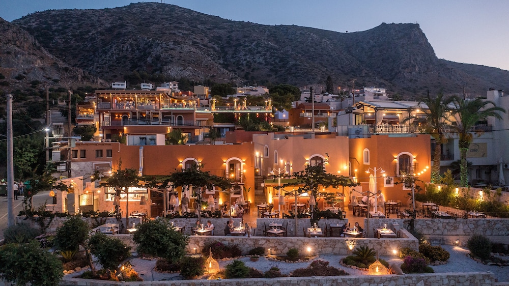Esperides Resort Crete, The Authentic Experience — Restaurant & bars in Hersonissos