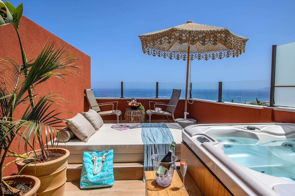 Esperides Resort Crete, The Authentic Experience — Hotel rooms in Hersonissos