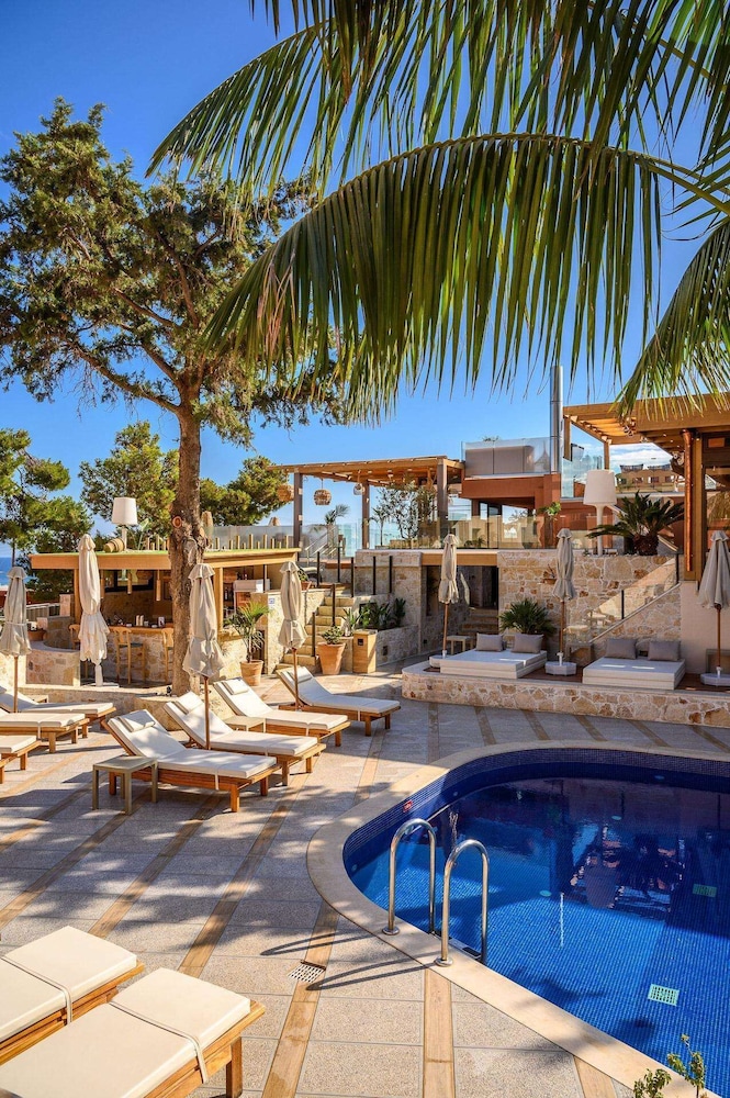 Esperides Resort Crete, The Authentic Experience — Swimming pool in Hersonissos