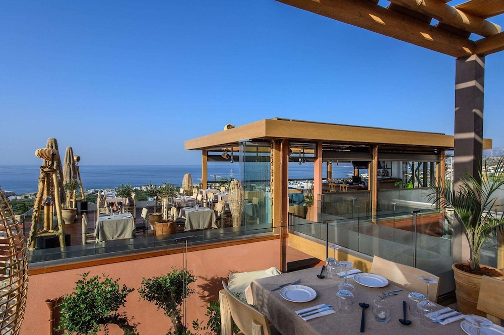 Esperides Resort Crete, The Authentic Experience — Restaurant & bars in Hersonissos