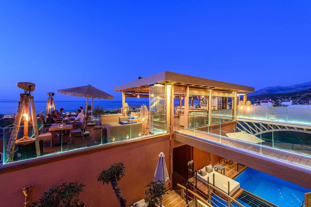 Esperides Resort Crete, The Authentic Experience — Restaurant & bars in Hersonissos