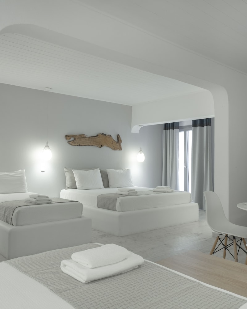 Mykonos Essence - Adults Only — Hotel rooms in Ornos, South Aegean