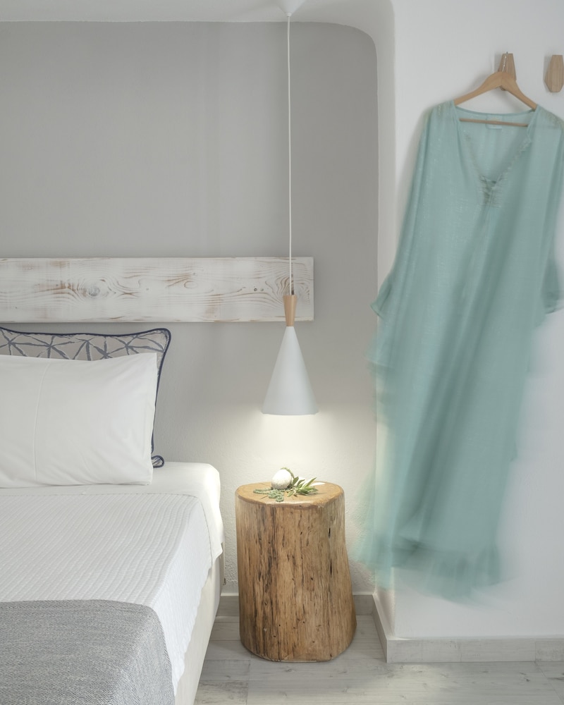 Mykonos Essence - Adults Only — Hotel rooms in Ornos, South Aegean