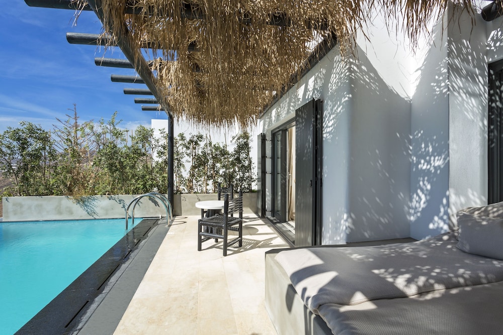 Myconian Utopia Relais & Chateaux — Hotel rooms in Elia, South Aegean