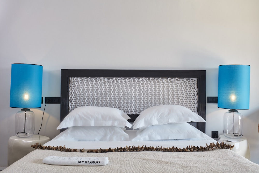 Myconian Utopia Relais & Chateaux — Hotel rooms in Elia, South Aegean