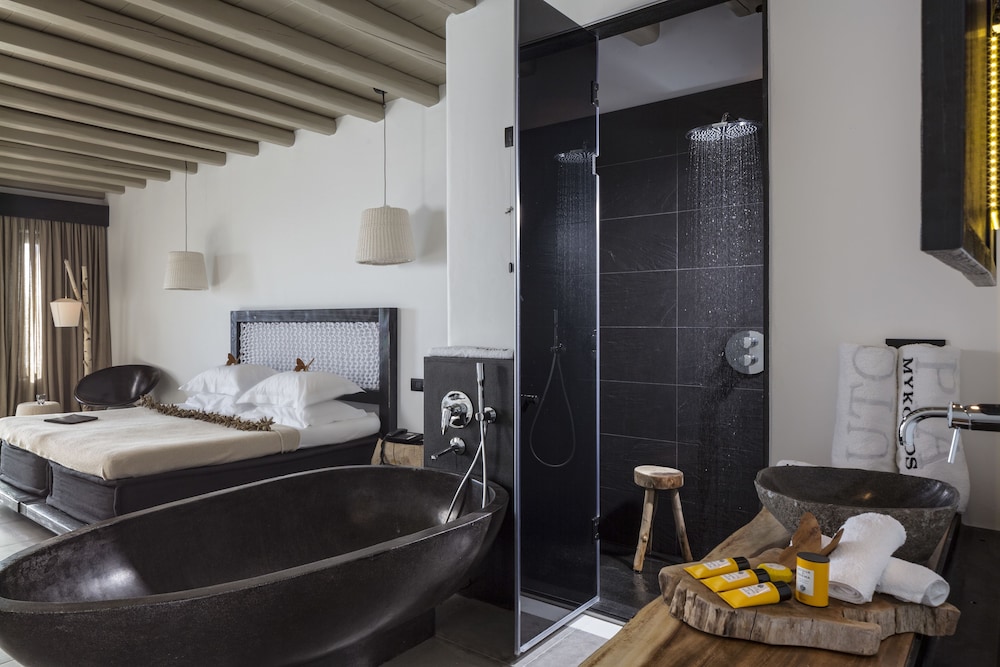 Myconian Utopia Relais & Chateaux — Hotel rooms in Elia, South Aegean