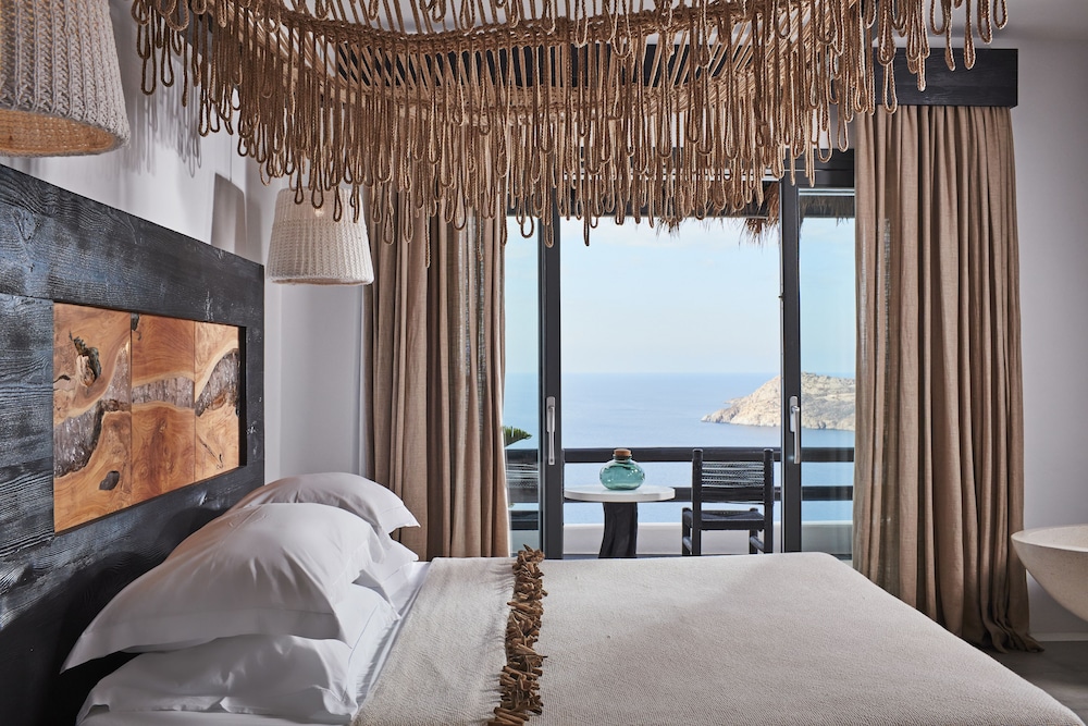 Myconian Utopia Relais & Chateaux — Hotel rooms in Elia, South Aegean