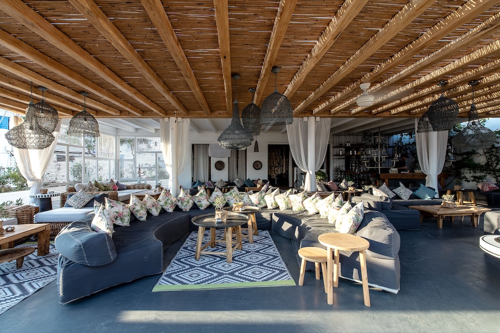 Mykonos Blanc — Restaurant & bars in Ornos, South Aegean