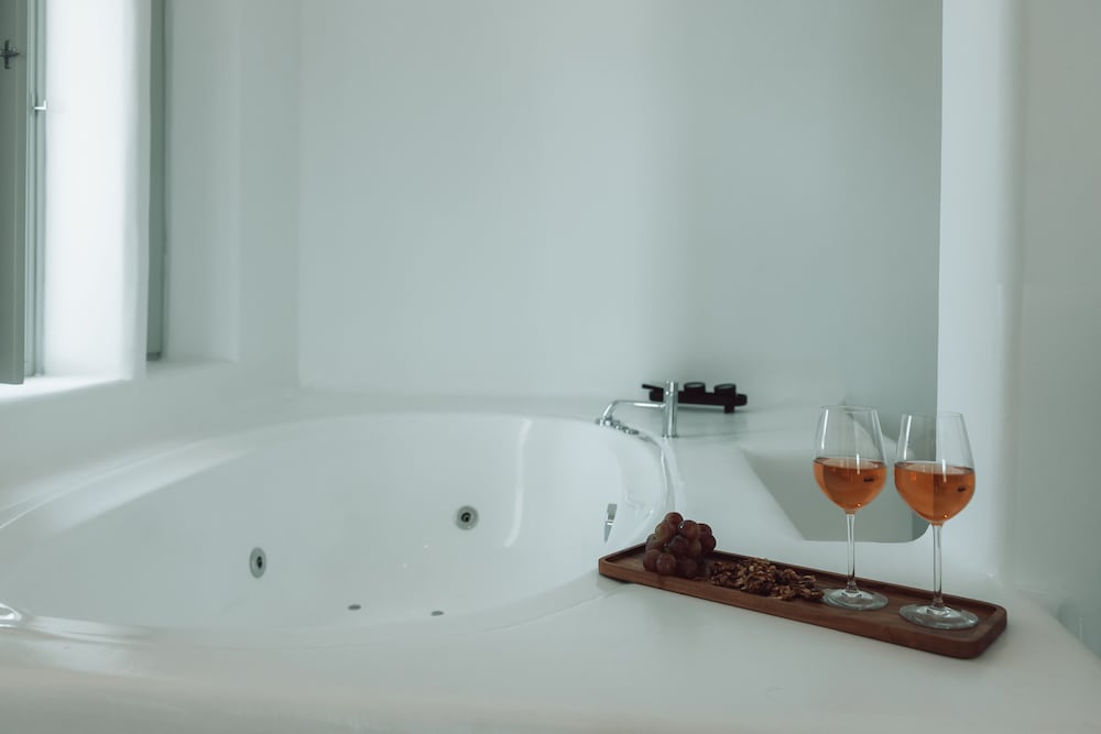 Mykonos Blanc — Spa in Ornos, South Aegean