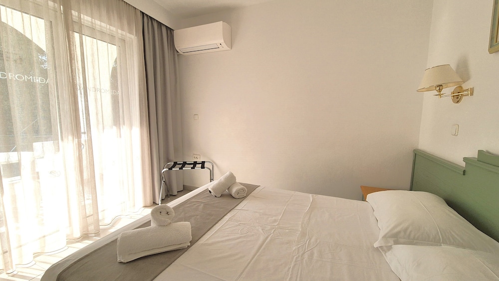 Andromeda Hotel Apartments — Hotel rooms in Kos Town, South Aegean