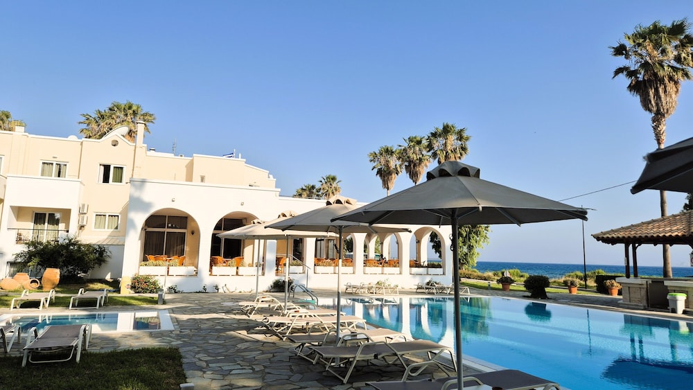 Andromeda Hotel Apartments — Swimming pool in Kos Town, South Aegean