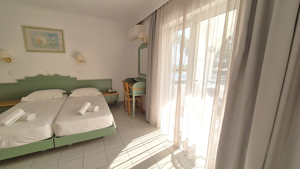Andromeda Hotel Apartments — Hotel rooms in Kos Town, South Aegean