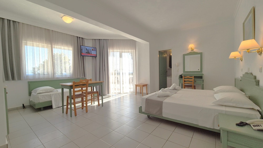 Andromeda Hotel Apartments — Hotel rooms in Kos Town, South Aegean