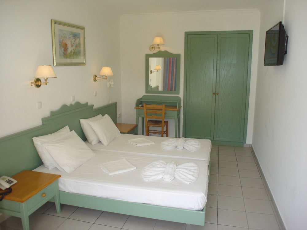 Andromeda Hotel Apartments — Hotel rooms in Kos Town, South Aegean