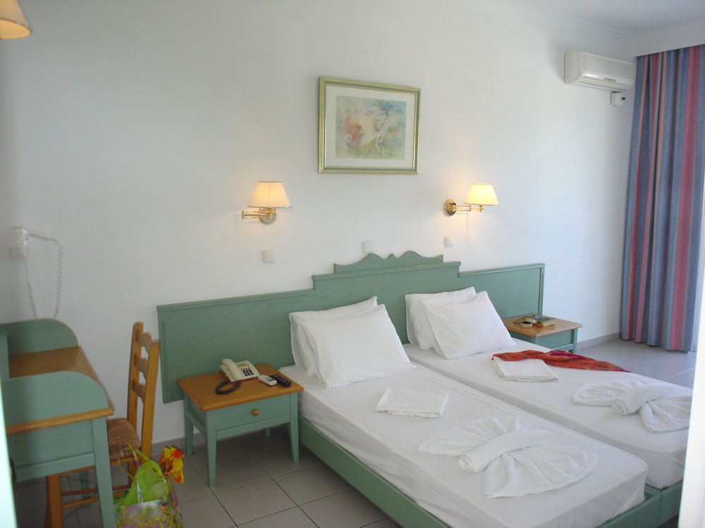 Andromeda Hotel Apartments — Hotel rooms in Kos Town, South Aegean