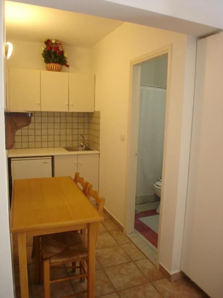 Andromeda Hotel Apartments — Hotel rooms in Kos Town, South Aegean