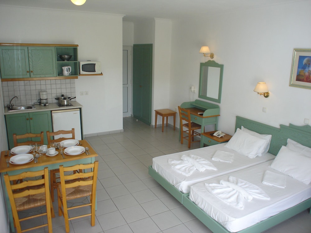 Andromeda Hotel Apartments — Hotel rooms in Kos Town, South Aegean