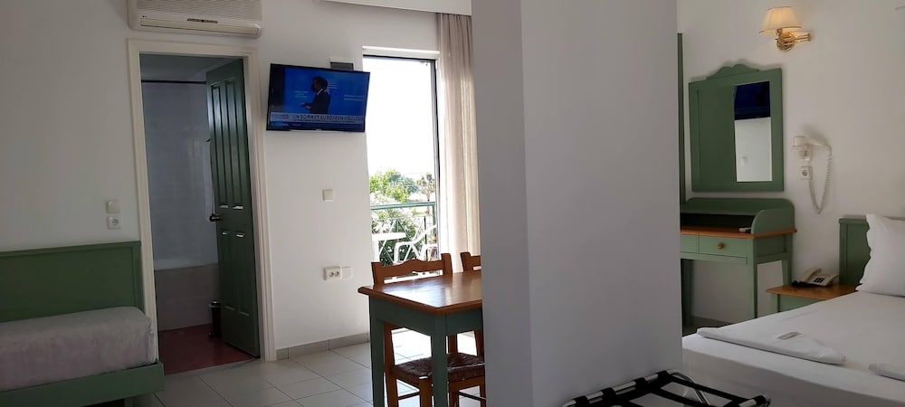 Andromeda Hotel Apartments — Hotel rooms in Kos Town, South Aegean