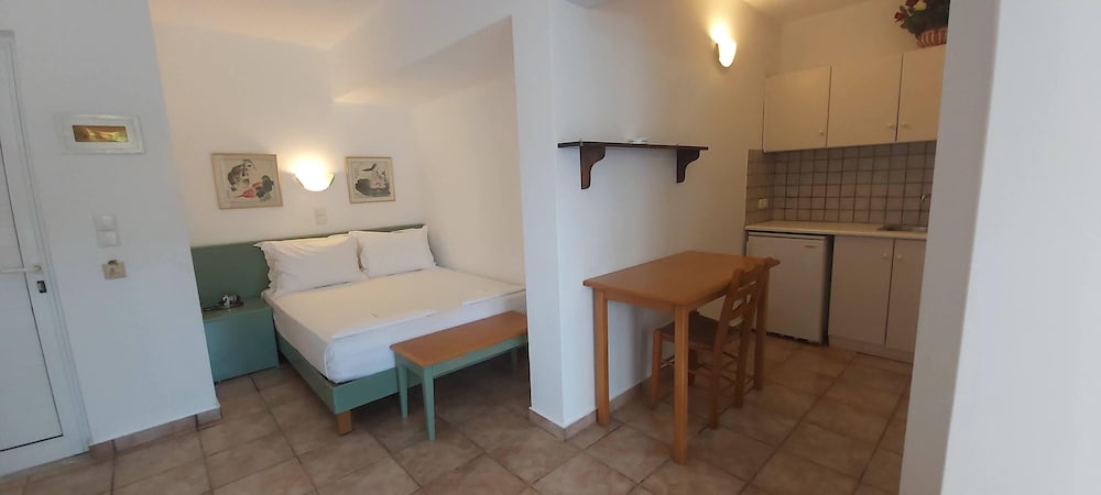 Andromeda Hotel Apartments — Hotel rooms in Kos Town, South Aegean