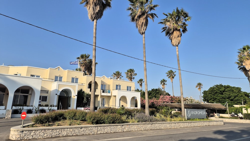 Andromeda Hotel Apartments — Hotel building in Kos Town, South Aegean
