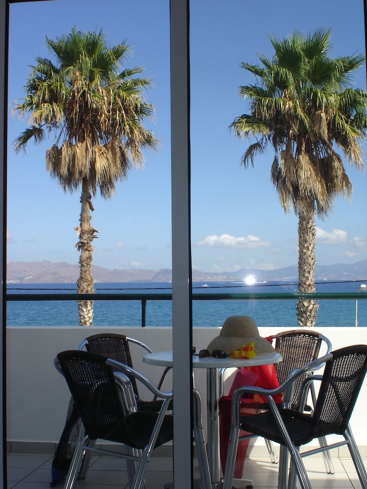 Andromeda Hotel Apartments — Hotel rooms in Kos Town, South Aegean