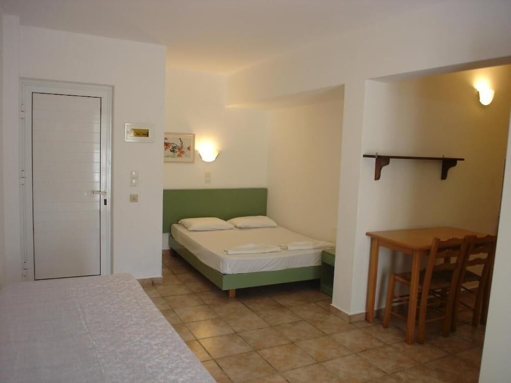 Andromeda Hotel Apartments — Hotel rooms in Kos Town, South Aegean