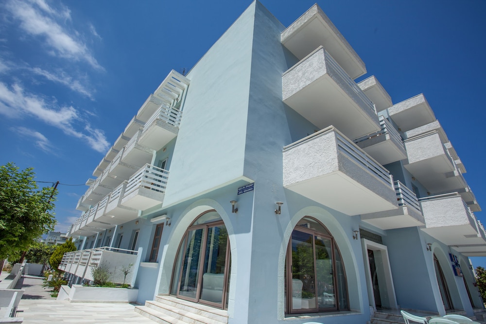 Kos Bay Hotel — Hotel building in Kos Town, South Aegean