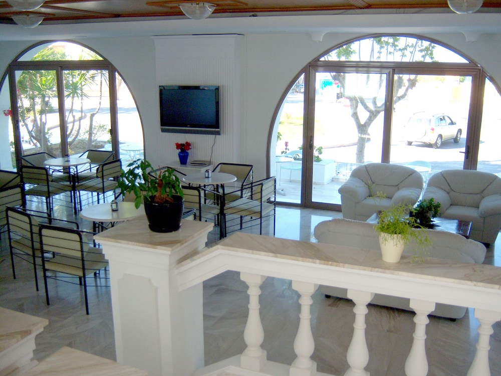 Kos Bay Hotel — Restaurant & bars in Kos Town, South Aegean