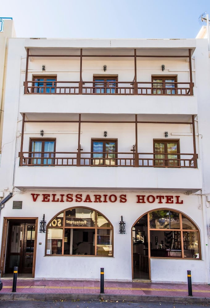Velissarios Hotel — Hotel building in Hersonissos