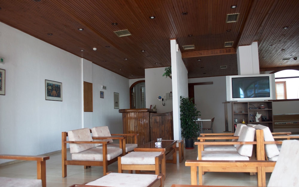 Velissarios Hotel — Restaurant & bars in Hersonissos