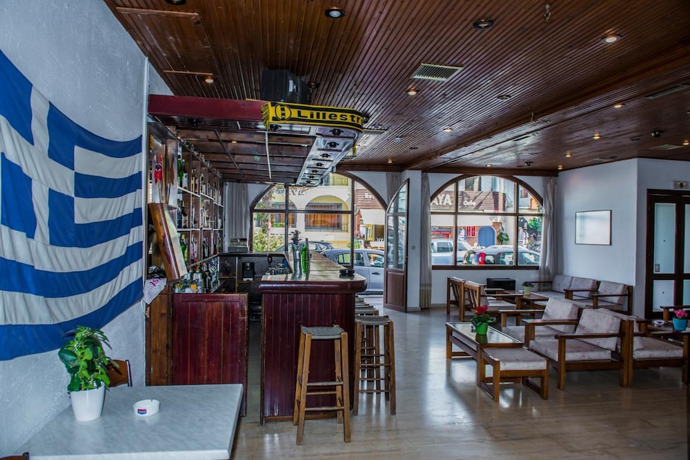 Velissarios Hotel — Restaurant & bars in Hersonissos
