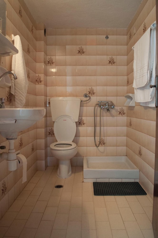 Velissarios Hotel — Hotel rooms in Hersonissos