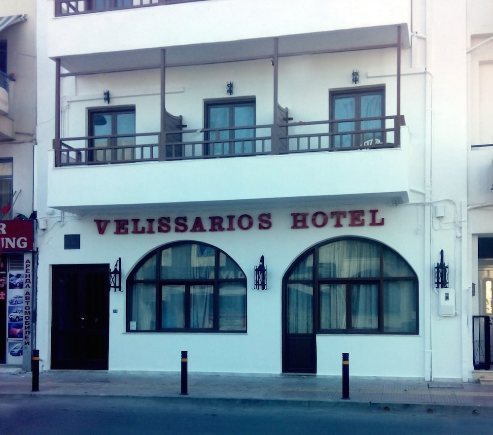 Velissarios Hotel — Hotel building in Hersonissos