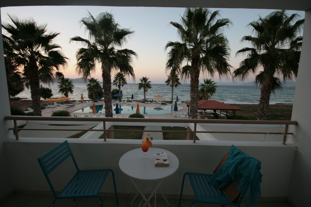 Irina Beach Hotel — Swimming pool in Tigaki, South Aegean