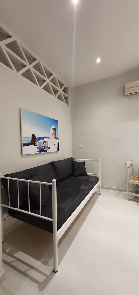 Irina Beach Hotel — Hotel rooms in Tigaki, South Aegean