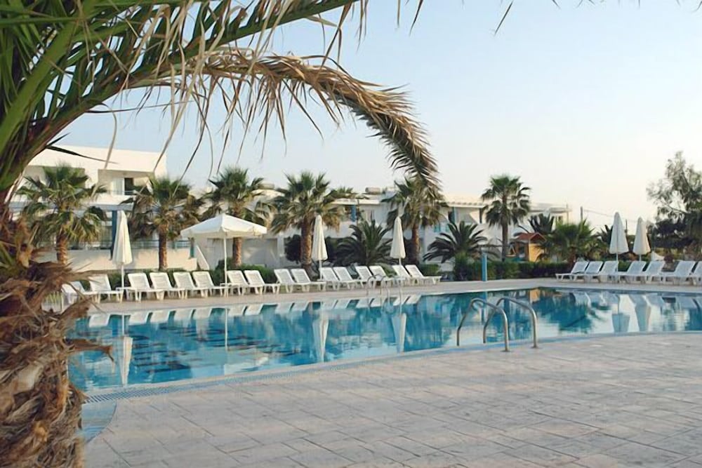 Irina Beach Hotel — Swimming pool in Tigaki, South Aegean