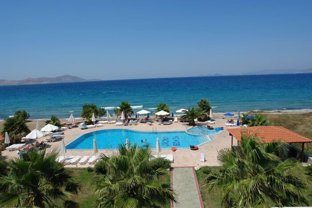 Irina Beach Hotel — Swimming pool in Tigaki, South Aegean