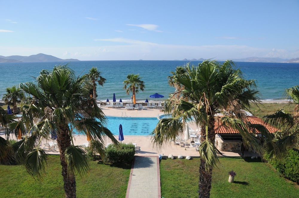 Irina Beach Hotel — Swimming pool in Tigaki, South Aegean