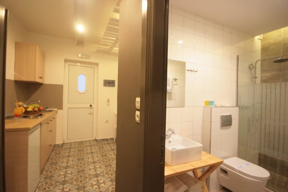 Irina Beach Hotel — Hotel rooms in Tigaki, South Aegean