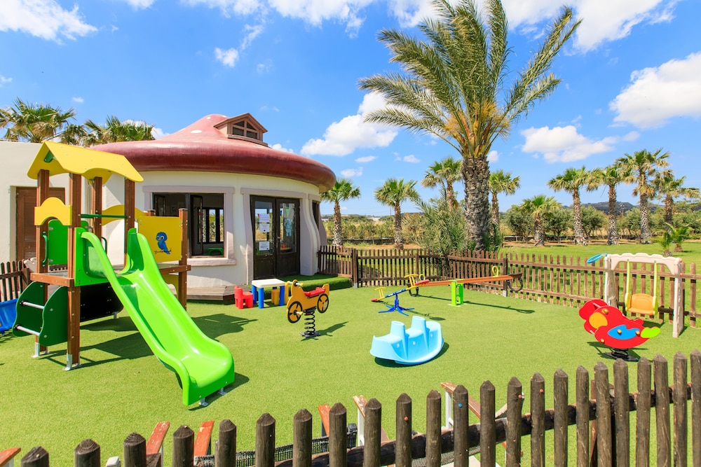Sovereign Beach Hotel - All Inclusive — Attractions for children in Kardamena, South Aegean