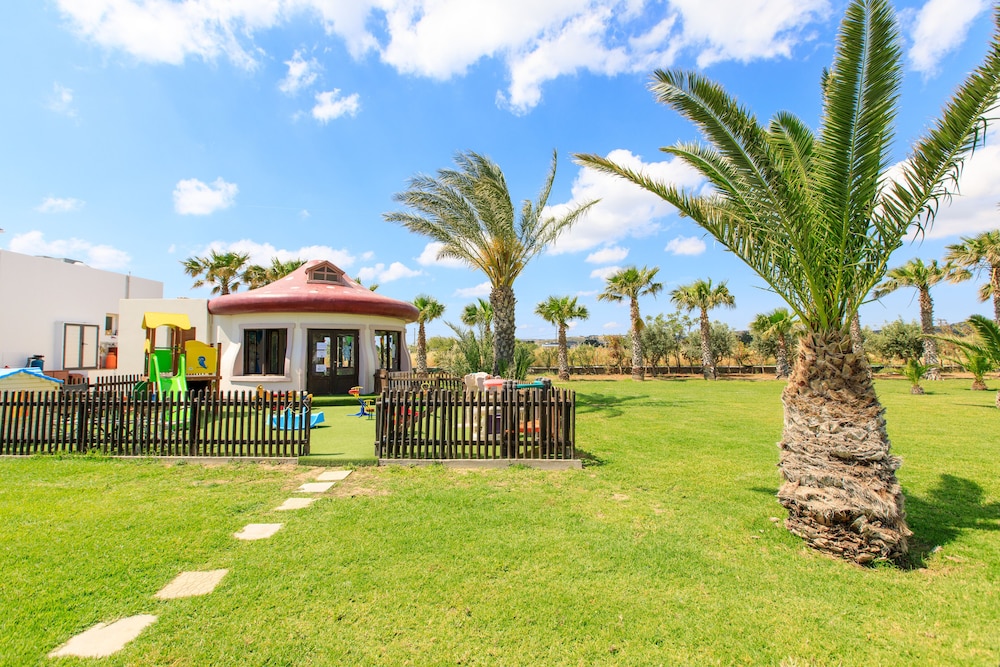 Sovereign Beach Hotel - All Inclusive — Attractions for children in Kardamena, South Aegean