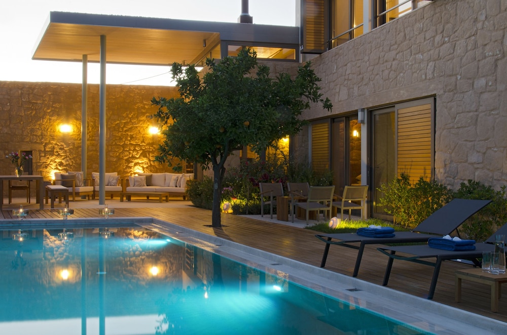 Conte Marino Villas — Outdoor in Platanias