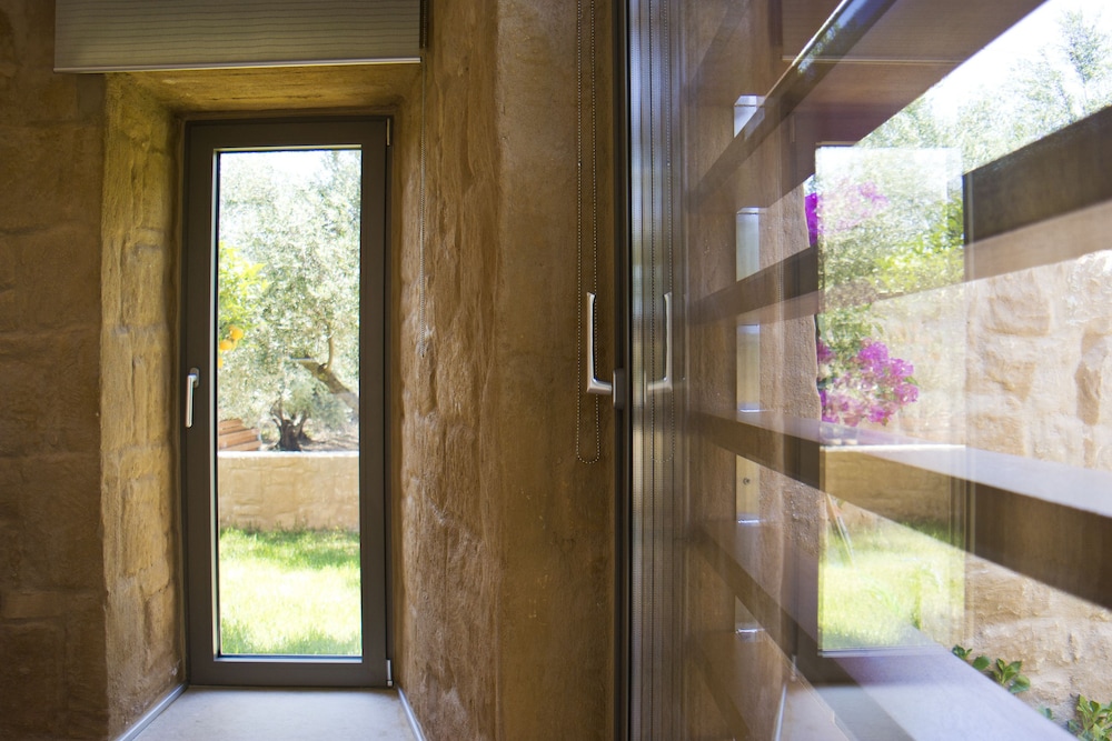 Conte Marino Villas — Shared spaces in Platanias