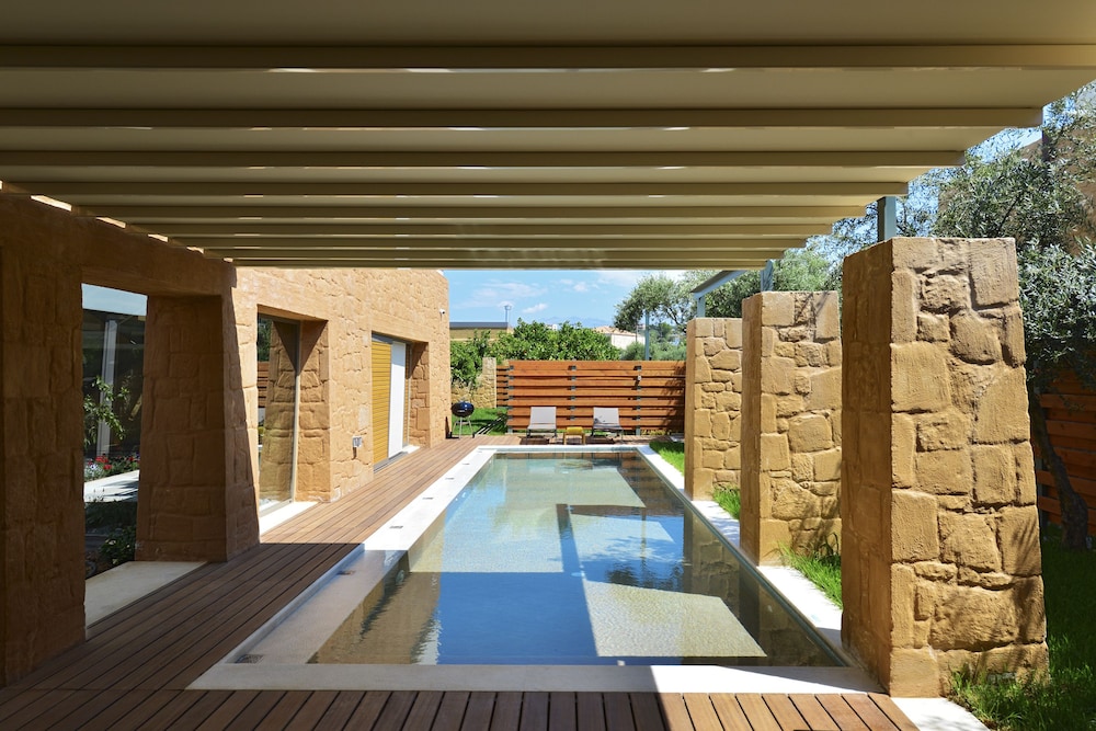 Conte Marino Villas — Pool in Platanias