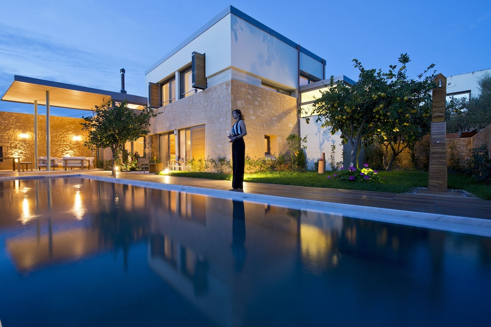 Conte Marino Villas — Outdoor in Platanias
