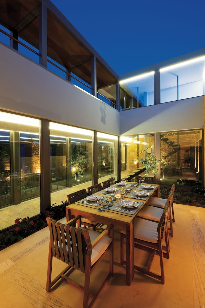 Conte Marino Villas — Restaurant in Platanias