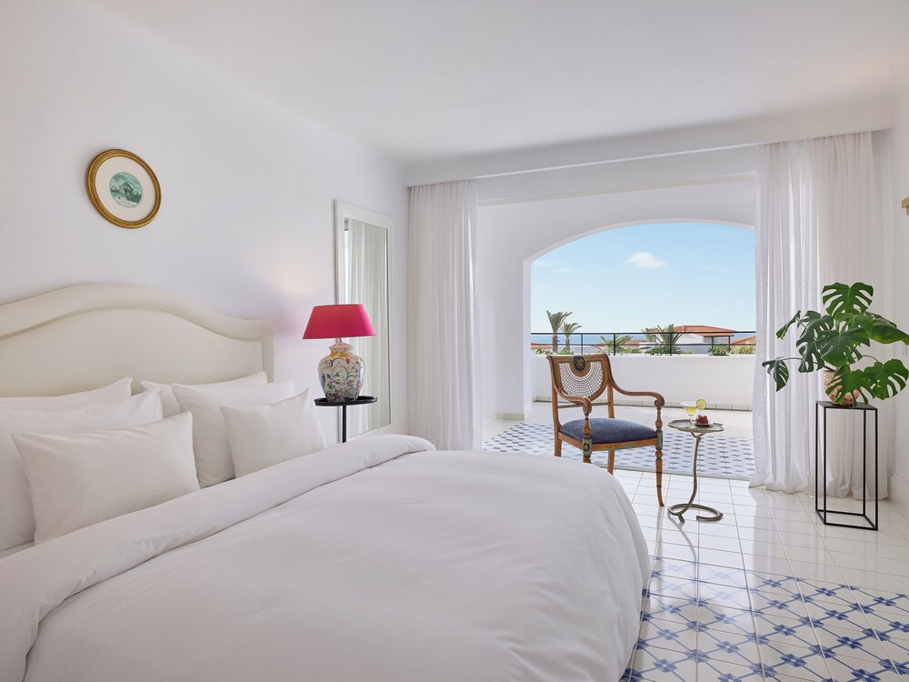 Caramel, A Resort to Live — Hotel rooms in Rethymnon